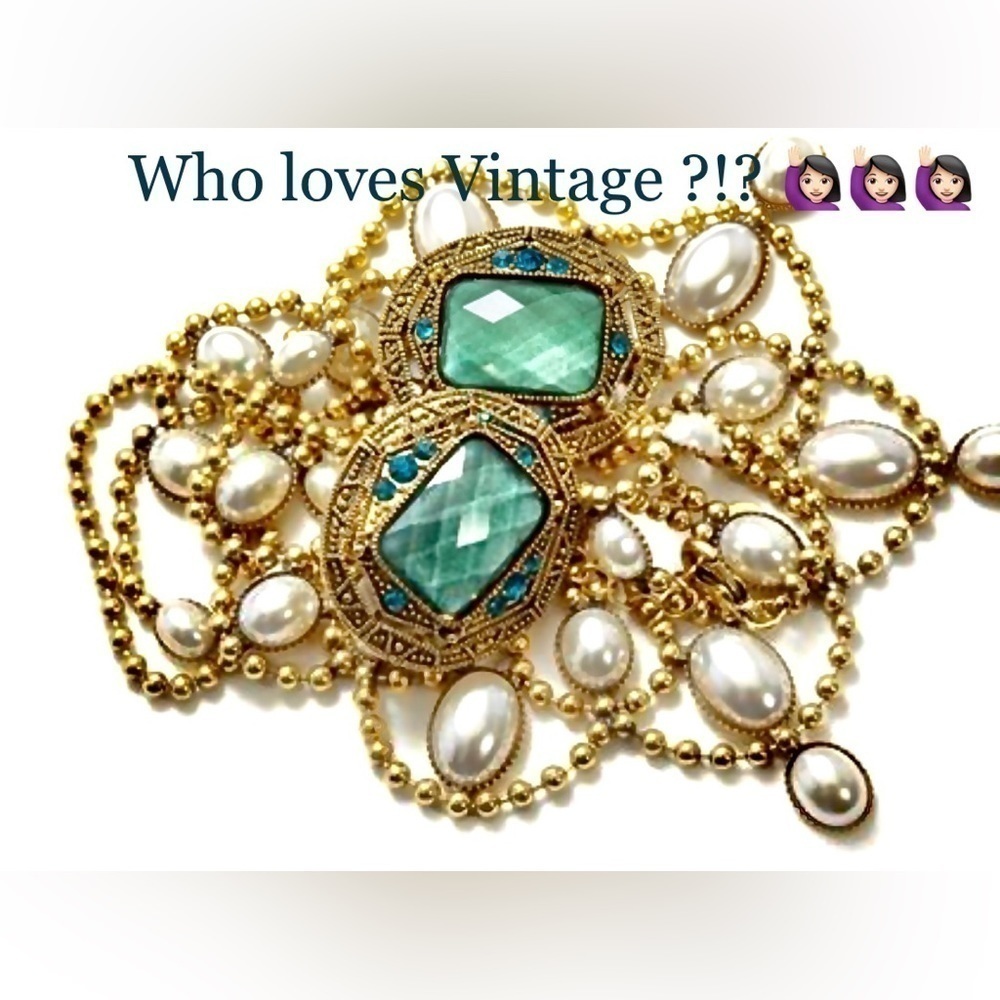 𝅺LOOKING FOR FUN VINTAGE JEWELRY AND COLLECTIBLES- I’ve got you covered✨💖!!